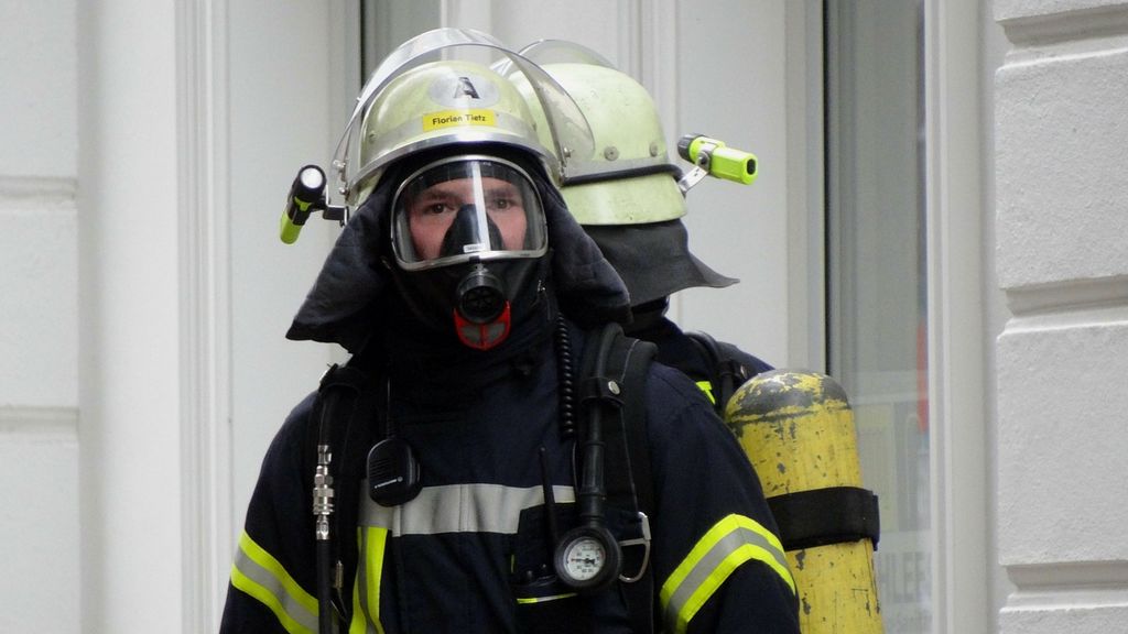 EN 13911 Защитно облекло за пожарникари - Изисквания и методи за изпитване  на пожарни каски за пожарникари