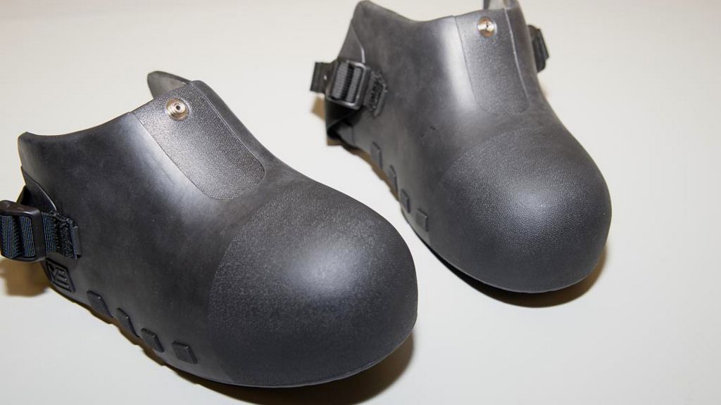 EN ISO 22568-1 Protectores de pies y piernas - Requisitos y métodos de  prueba para piezas