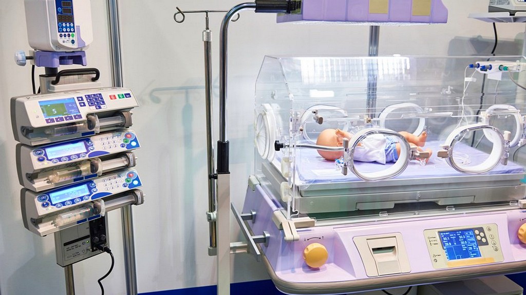 TS EN 60601-2-21 Elektrikli Tıbbi Donanım - Bölüm 2-21: Radyant Bebek Isıtıcılarının Temel Güvenliği ve Gerekli Performansı İçin Belirli Özellikler